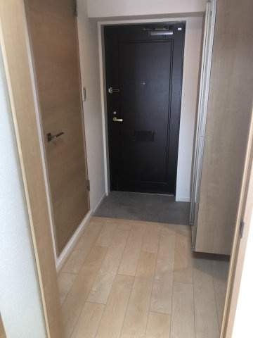 【玄関】 | アルフィーネ春日公園