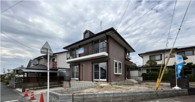 【外観】 | 糟屋郡宇美町四王寺坂３丁目 戸建て | 閑静な住宅街ながら博多・天神・空港方面へのアクセス良好な宇美町は暮らしやすいエリアです