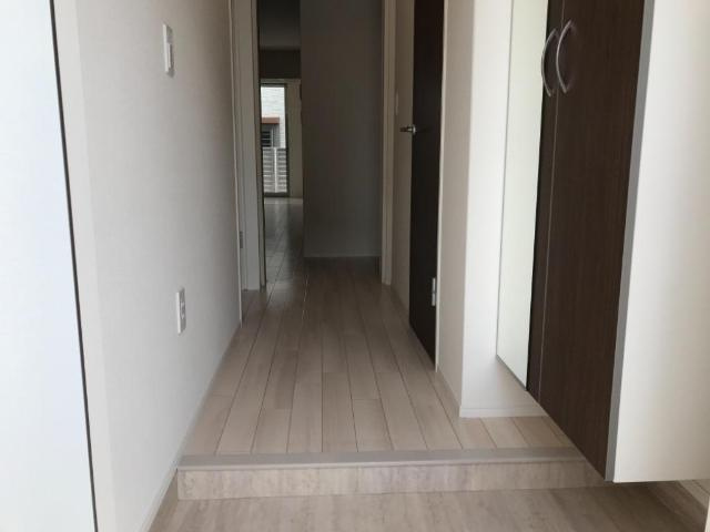 Ｃｈａｍｐ　ｄｅ　ｐｉｅｒｒｅの内装|廊下（イメージ）