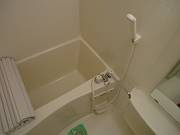 ヒールコートの浴室|バス