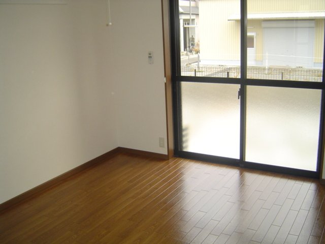 ヒールコートの居間・リビング|洋室