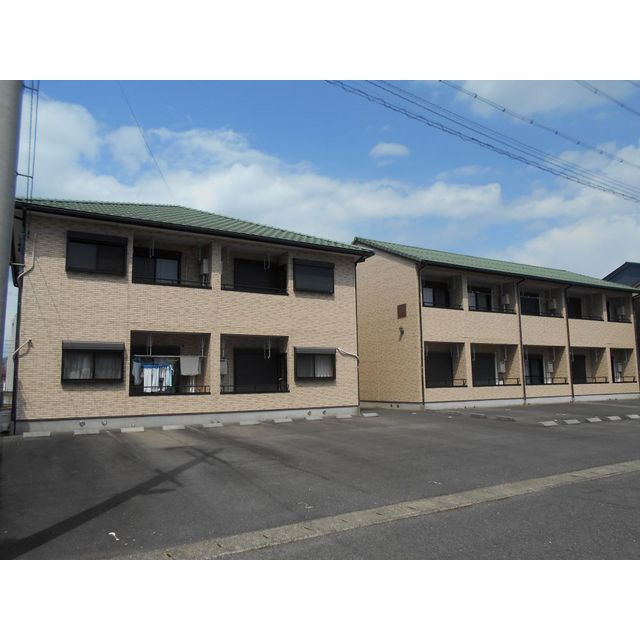 岐阜市則武中３丁目のアパート