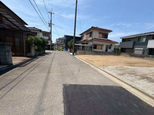 和歌山市木ノ本　土地の前面道路含む現地写真