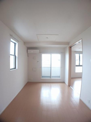 【居間・リビング】 | サニー・レジデンスＡ