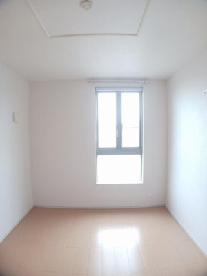 【洋室】 | サニー・レジデンスＡ