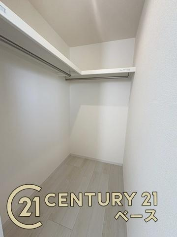 リーブルガーデン芝 ２号棟 ／新築一戸建の収納|■現地撮影写真■広々としたＷＩＣを完備！大きな荷物も楽々収納！■