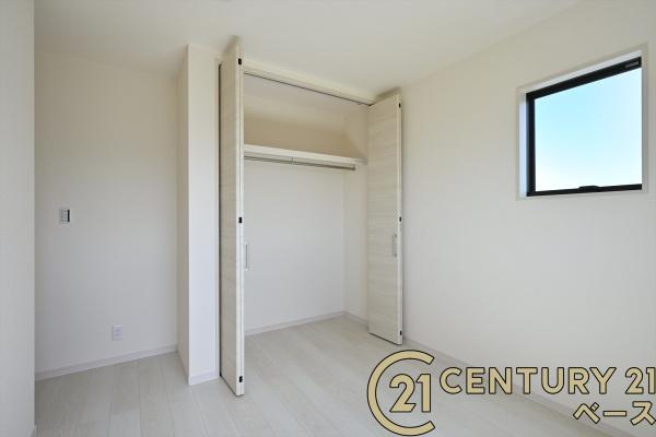 リーブルガーデン曽我町 ４号棟 ／新築一戸建の収納|■現地撮影写真■こちらは収納スペースとなっております！