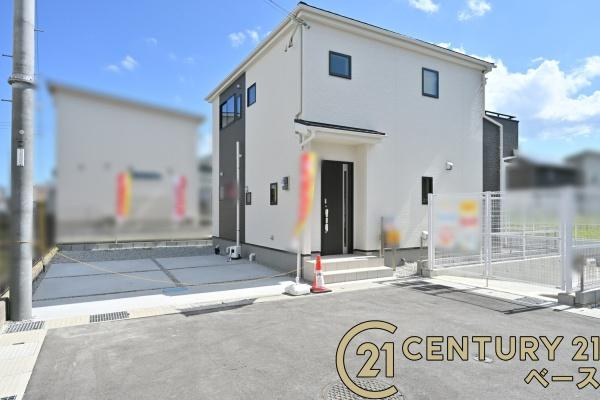 リーブルガーデン曽我町 ４号棟 ／新築一戸建の外観|■現地撮影写真■耐震等級３の地震に強安心の邸宅！雨で汚れを洗い流してくれるセルフクリーニング機能付き外壁！お気軽にお問い合わせください！■