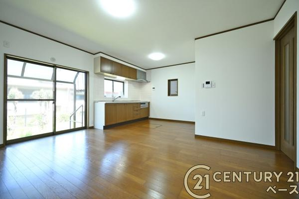 香芝市北今市６丁目　一戸建の居間・リビング