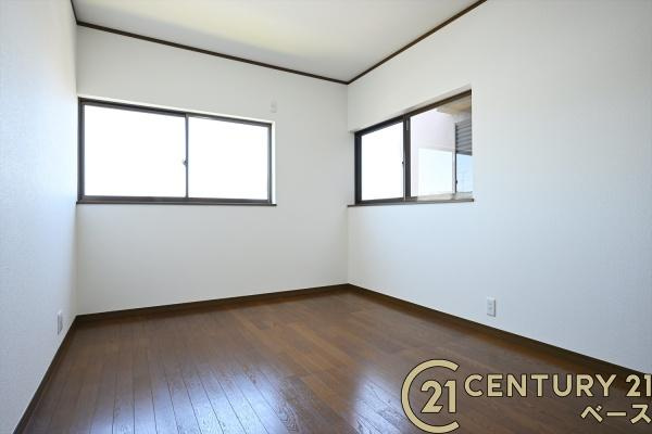 香芝市北今市６丁目　一戸建の洋室