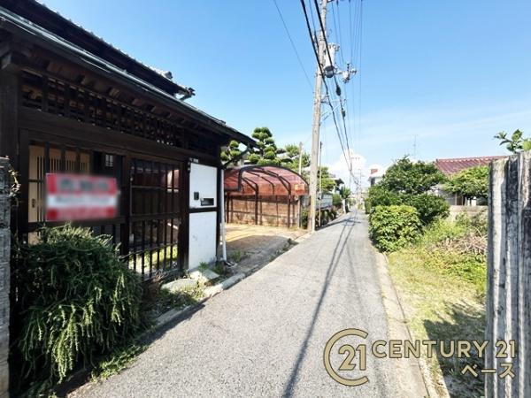 香芝市下田西２丁目　一戸建の前面道路含む現地写真|■現地撮影写真■周辺にはコンビニもございます！