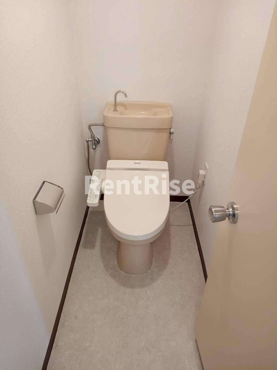 ハイツ森鷹2番館のトイレ