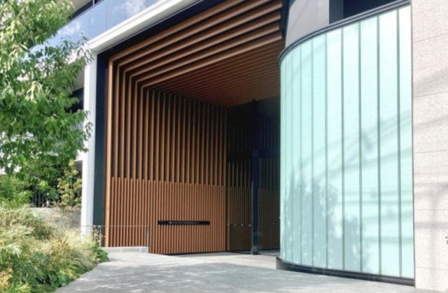 プラウド練馬中村橋マークスのエントランス