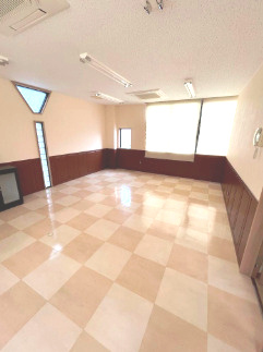 富田林市若松町西1丁目　貸店舗事務所の内装
