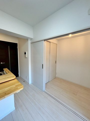 モダンパラッツォ天神AXIAの居間・リビング