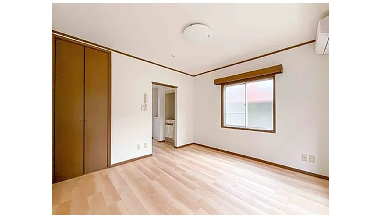 東京都杉並区上高井戸1丁目　収益マンションの洋室