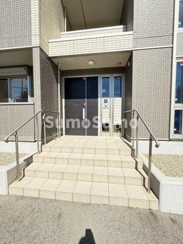 ディアコート住吉本町のエントランス