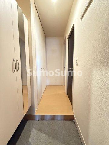 ディアコート住吉本町の玄関