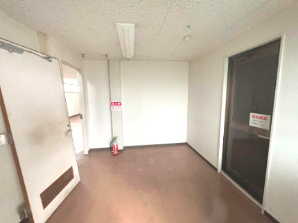 堺市東区日置荘西町5丁目　貸倉庫の内装