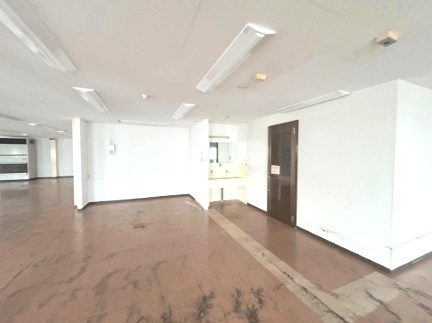 堺市東区日置荘西町5丁目　貸倉庫の内装