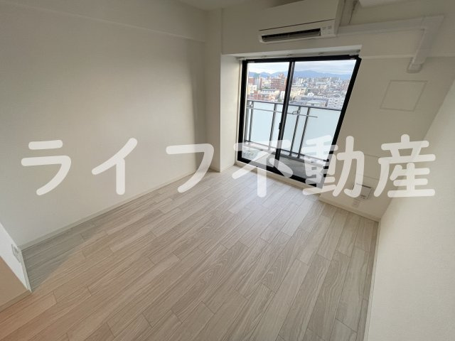 S-RESIDENCE高井田Centralの居間・リビング|こちらのリビングで趣味の時間をお楽しみください
