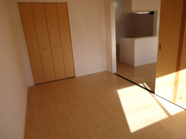 ブオナ　レーガⅡの内装|洋室