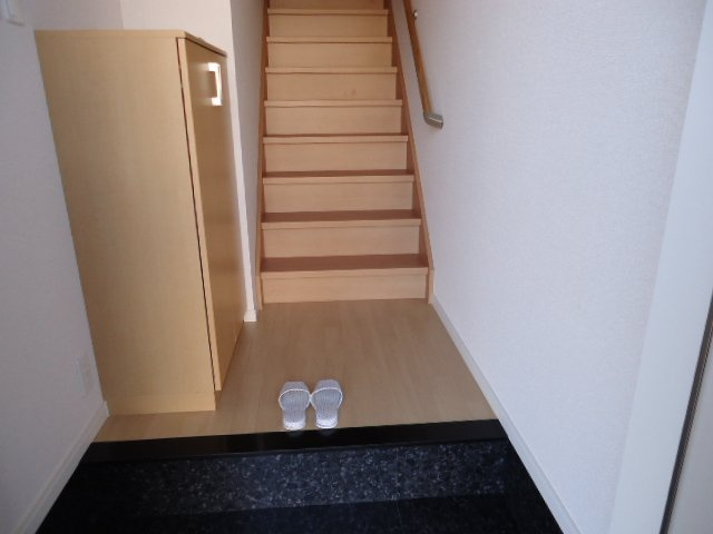 ブオナ　レーガⅡの玄関|玄関