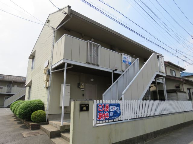 タウニー秀　Ａ棟の外観