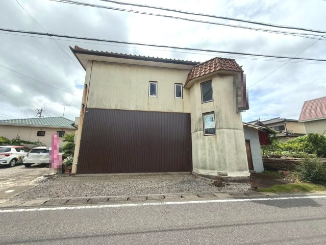 田戸町3丁目貸店舗の外観