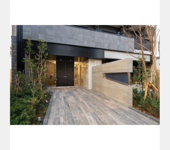 ルフォンプログレ赤塚のエントランス