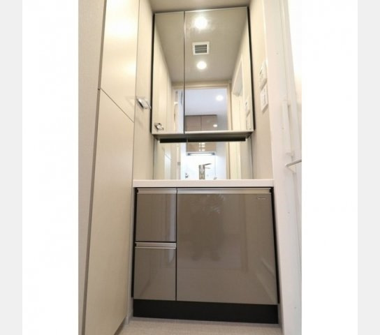 ルフォンプログレ赤塚の独立洗面台|同間取り別号室参考写真