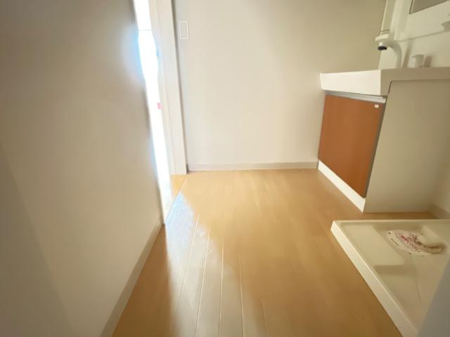 グランツ本今の洗面所|脱衣所