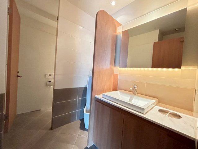 康生通り イーラウエストビルの内装