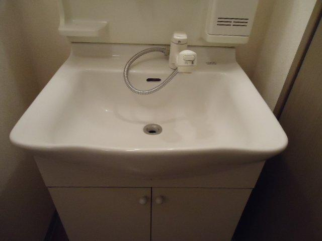 エクセレントハイツ　２号館の洗面所|洗面（イメージ）