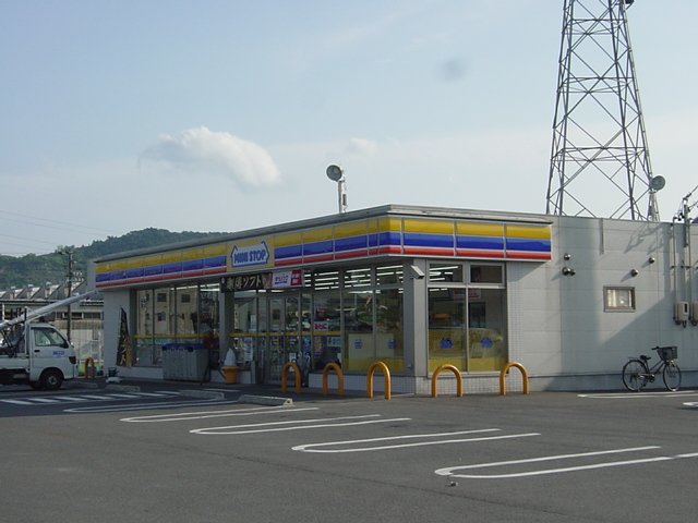 エクセレントハイツ　２号館の周辺|八幡ミニストップまで600ｍ