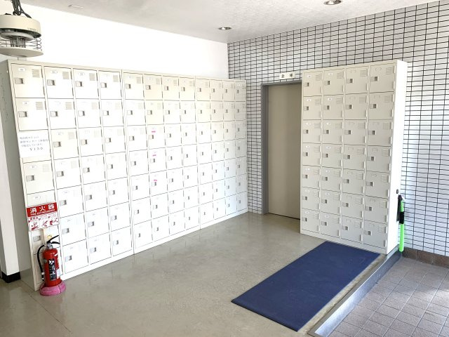 碧南市縄手町のロビー