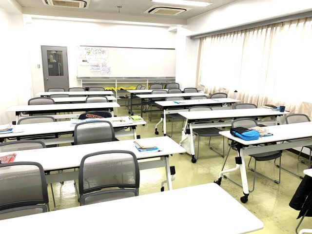 碧南市縄手町の内装