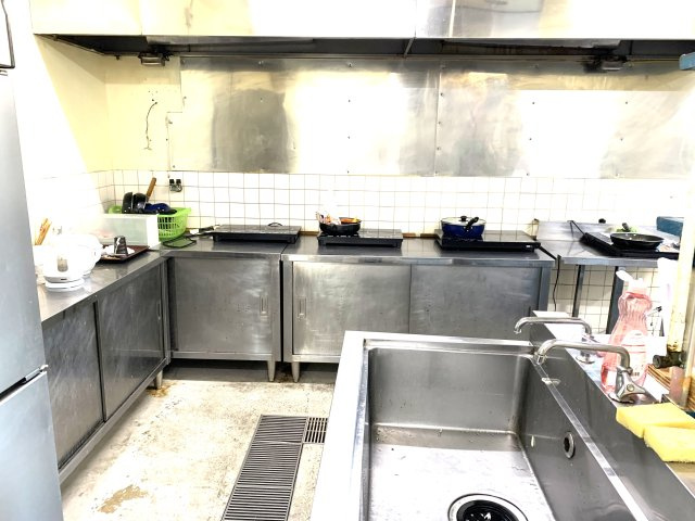 碧南市縄手町のキッチン