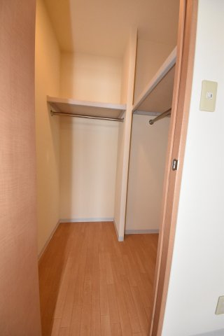 ルーセントオーデン難波の収納