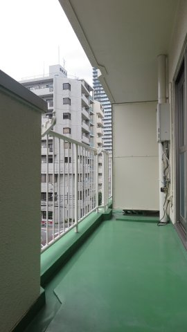 シャトー豊田のバルコニー