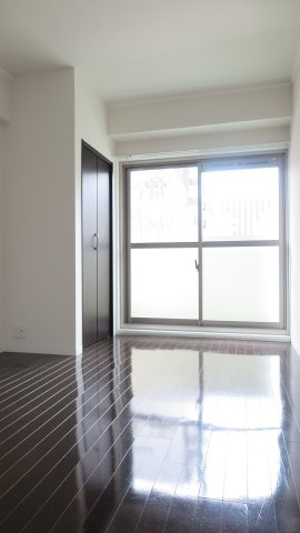 シャトー豊田の洋室