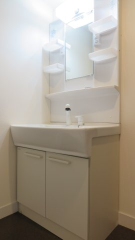 シャトー豊田の独立洗面台