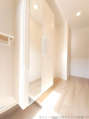 【玄関】 | メゾン　リヴィエール　Ⅸ