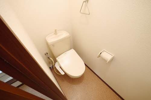 熊本市北区鶴羽田２丁目のアパートのトイレ