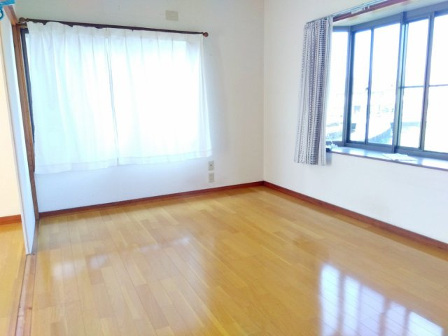 【洋室】 | 三島市南田町 中古住宅 EH05707 | 三島市南田町　2F洋室