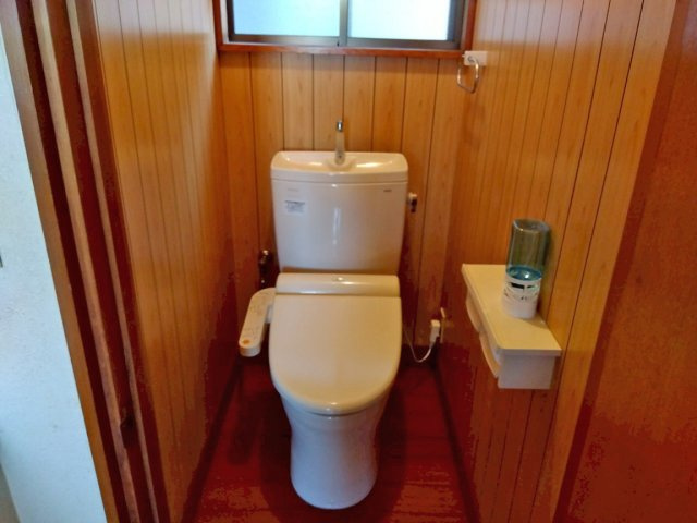 【トイレ】 | 三島市南田町 中古住宅 EH05707 | 三島市南田町　2Fトイレ