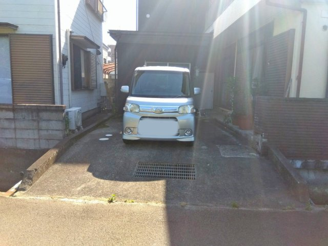【駐車場】 | 三島市南田町 中古住宅 EH05707 | 三島市南田町　駐車スペース