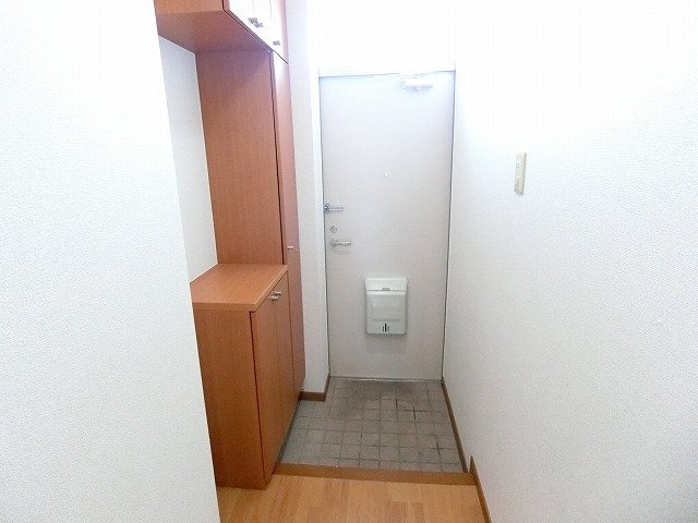 サニーヒルズ　Ａの玄関