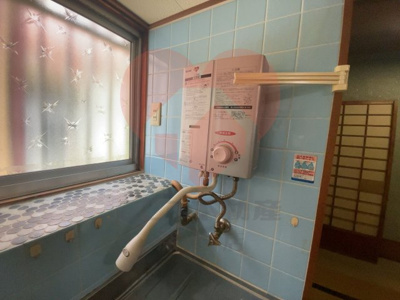  | 堺市堺区石津町1丁平屋