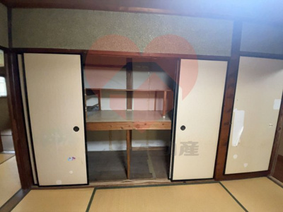  | 堺市堺区石津町1丁平屋